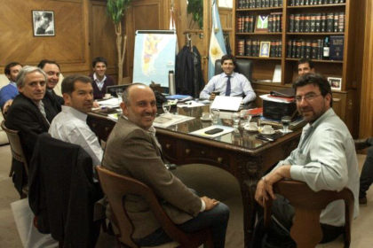 Intendentes massistas y un «cara a cara» con funcionarios de Macri