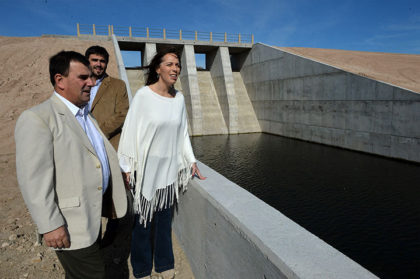 El Gobierno de la Provincia de Buenos Aires inauguró la presa «La Isidora», que protegerá de las inundaciones a la ciudad de Azul