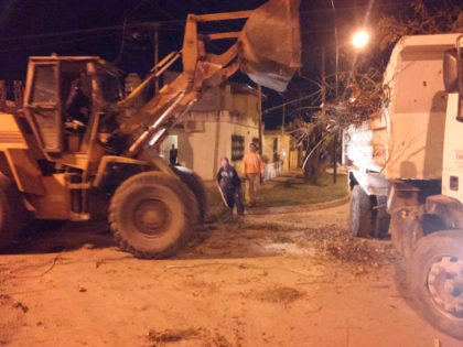 La Municipalidad intensifica la recolección de ramas y limpieza de calles