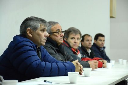 Reunión barrial en el Club Rivadavia