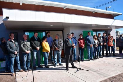 Se inauguró el SUM del Barrio Los Arces item-thumbnail