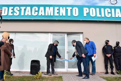 <span style='color:#f000000;font-size:14px;'>BERNI EN CHIVILCOY</span><br>Sergio Berni y Guillermo Britos participaron de la toma de posesión del destacamento Policial del Barrio San Ceferino item-thumbnail