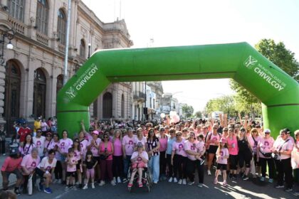 <span style='color:#f000000;font-size:14px;'>LOCALES</span><br>Se llevó a cabo una “caminata rosa”, en el marco del Día Mundial de la Lucha contra el Cáncer de Mama