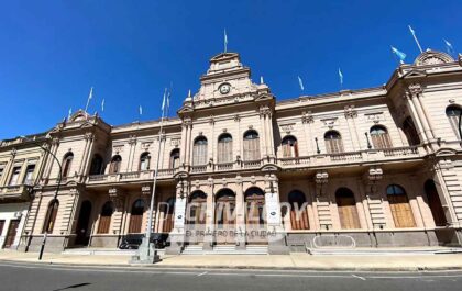 <span style='color:#f000000;font-size:14px;'>LOCALES</span><br>Britos anunció un bono de Reyes de $100.000 para los trabajadores municipales