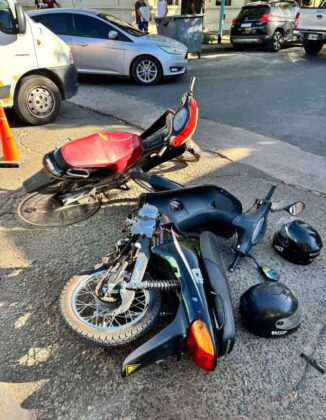 <span style='color:#f000000;font-size:14px;'>LOCALES</span><br>Accidente entre motocicletas en Alem y Moreno