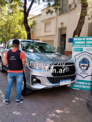 <span style='color:#f000000;font-size:14px;'>POLICIALES</span><br>Personal policial detuvo a un chivilcoyano con una camioneta sustraída en Alberti