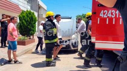 <span style='color:#f000000;font-size:14px;'>LOCALES</span><br>Principio de incendio en un utilitario, la rápida acción de un bombero y vecinos evitó mayores daños