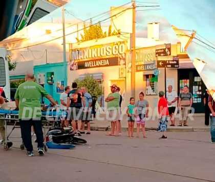 <span style='color:#f000000;font-size:14px;'>LOCALES</span><br>Colisión entre auto y moto dejó a un hombre con traumatismos menores item-thumbnail
