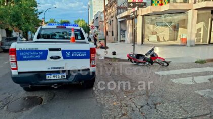<span style='color:#f000000;font-size:14px;'>LOCALES</span><br>Persecución e investigación tras choque en Necochea e Yrigoyen: buscan al conductor fugitivo item-thumbnail