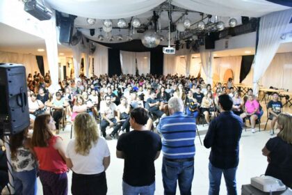<span style='color:#f000000;font-size:14px;'>LOCALES</span><br>Más de 650 personas se inscribieron a los cursos de capacitación en oficios item-thumbnail