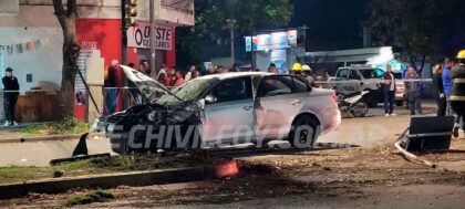 <span style='color:#f000000;font-size:14px;'>LOCALES</span><br>Múltiples heridos tras fuerte impacto entre dos autos en Avenida Mitre y 84 item-thumbnail