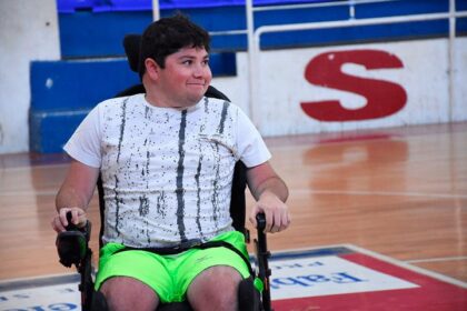 <span style='color:#f000000;font-size:14px;'>LOCALES</span><br>Matías Vignola fue convocado para jugar el Mundial de Clubes de Powerchair y necesita de la ayuda de la comunidad item-thumbnail