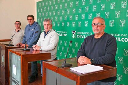 <span style='color:#f000000;font-size:14px;'>LOCALES</span><br>Personal técnico de la Cooperativa Eléctrica de Gorostiaga y la Secretaría de Obras Públicas relevan el estado de las columnas de alumbrado público item-thumbnail