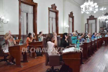 <span style='color:#f000000;font-size:14px;'>POLÍTICA</span><br>Entre reconocimientos y excepciones, los problemas de fondo siguen esperando en el Concejo Deliberante item-thumbnail