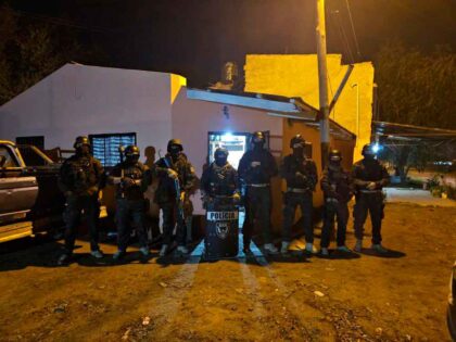 <span style='color:#f000000;font-size:14px;'>REGIONALES | BRAGADO</span><br>Desbaratan dos puntos de venta de drogas en Bragado: tres personas aprehendidas item-thumbnail
