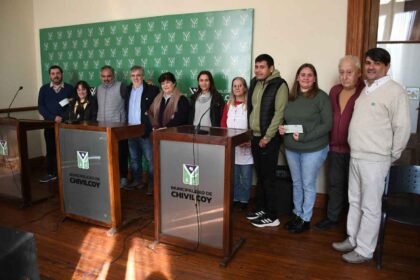 <span style='color:#f000000;font-size:14px;'>LOCALES</span><br>Britos entregó la suma de $4.126.299 a cuatro instituciones educativas de nuestra ciudad item-thumbnail