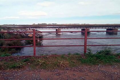 <span style='color:#f000000;font-size:14px;'>REGIONALES | ALBERTI</span><br>Rescatan a una mujer que se había arrojado al Río Salado item-thumbnail