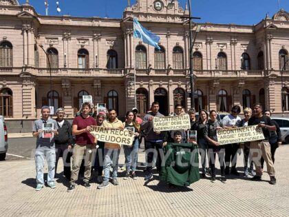 <span style='color:#f000000;font-size:14px;'>LOCALES</span><br>Trabajadores de Bicontinentar retienen tareas ante la falta de pago y la inacción empresarial y política item-thumbnail
