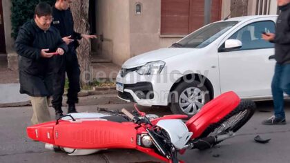 <span style='color:#f000000;font-size:14px;'>SINIESTRO VIAL</span><br>Triple colisión en la avenida Mitre: Trasladan a un joven al Hospital item-thumbnail