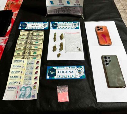 <span style='color:#f000000;font-size:14px;'>POLICIALES</span><br>Operativo conjunto: la Policía de Chivilcoy incautó cocaína rosa y marihuana en la Fiesta del Caballo item-thumbnail