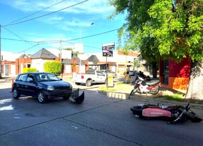 <span style='color:#f000000;font-size:14px;'>SINIESTRO VIAL</span><br>Accidente: Colisión entre auto y moto en 25 de Mayo y Coronel Suárez item-thumbnail