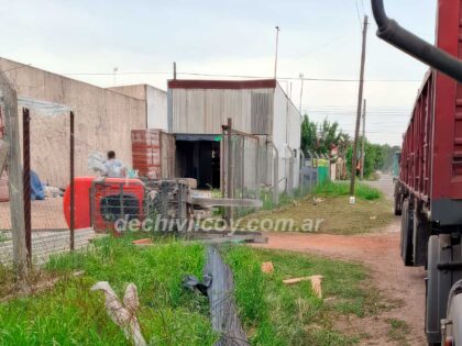 <span style='color:#f000000;font-size:14px;'>LOCALES</span><br>Un operario de un corralón de materiales se accidentó esta mañana item-thumbnail