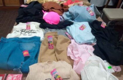 <span style='color:#f000000;font-size:14px;'>POLICIALES</span><br>Detienen en Alberti a dos mujeres de Bragado por estafas con transferencias falsas en locales de ropa item-thumbnail