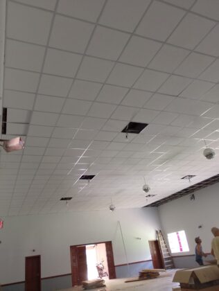 El Club Social de Ramón Biaus concretó una importante obra de renovación con la instalación del nuevo cielorraso item-thumbnail