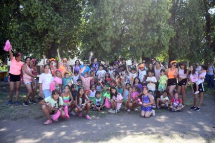 <span style='color:#f000000;font-size:14px;'>LOCALES</span><br>Más de 300 chicos participaron del cierre de Escuelas Abiertas en Verano item-thumbnail