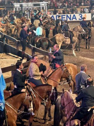 Chivilcoy presente en los 60 años del Festival de Jesús María item-thumbnail